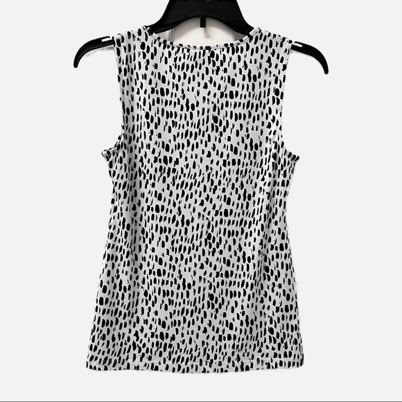 Ann Taylor Petite White Sleeveless Blouse Leopard Print Size XSP - Picture 2 of 3